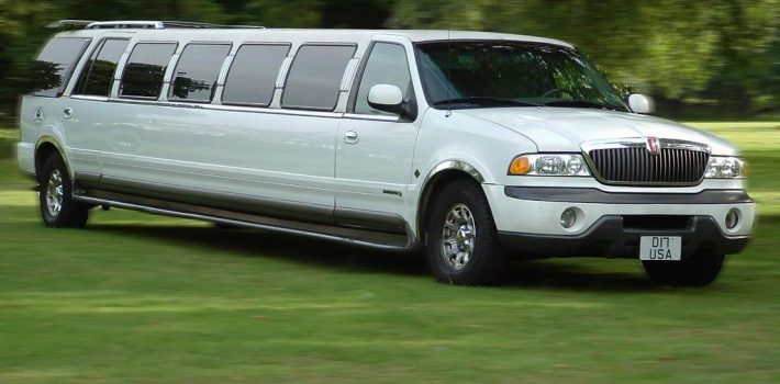 chicago limo bus